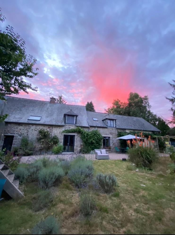 L'Hotie De Broceliande, Au Coeur Des Sites Naturels Et Legendaires Paimpont Kültér fotó